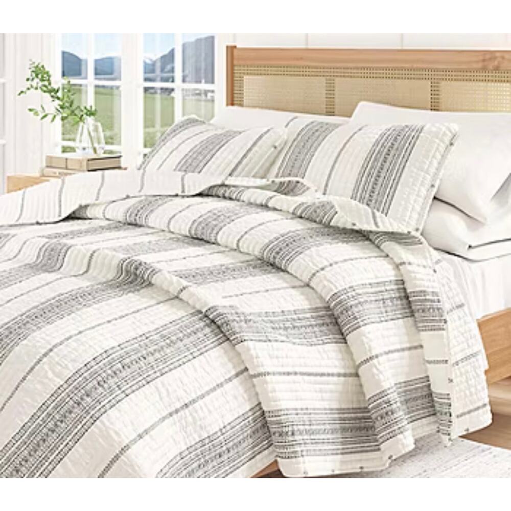 Liberty Farmhouse Stripe Reversible Quilt Set King Size - Picture 3 of 5